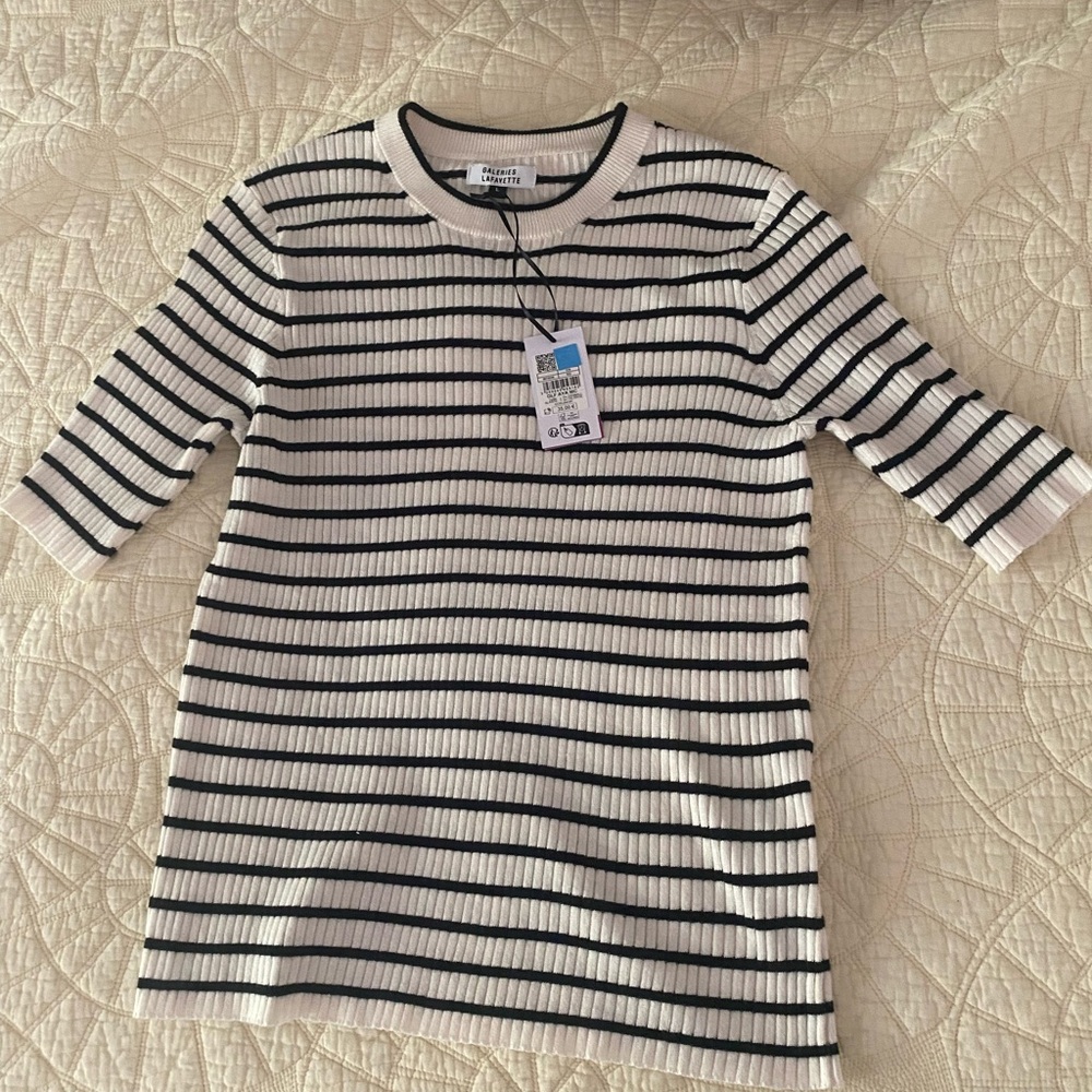 GALERIES LAFAYETTE | Black and White Striped Crew Neck Sweater, Size L